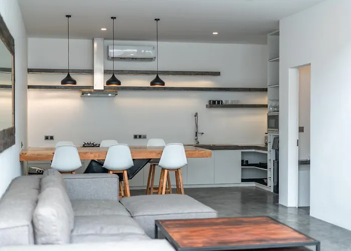 Loft Carolyn 2 - Charming 1-bdr Luxury Loft In Great Location ! Canggu