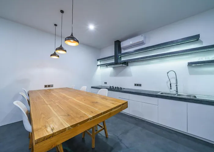 Villa Loft Carolyn 2 - Charming 1-bdr Luxury Loft In Great Location !