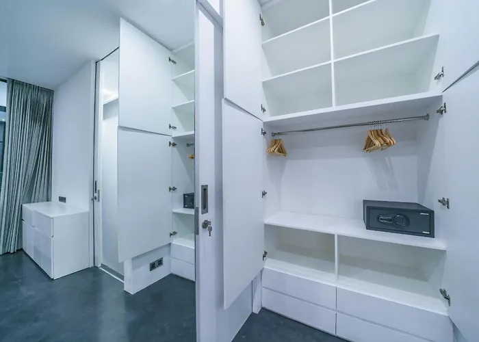 Loft Carolyn 2 - Charming 1-bdr Luxury Loft In Great Location ! *